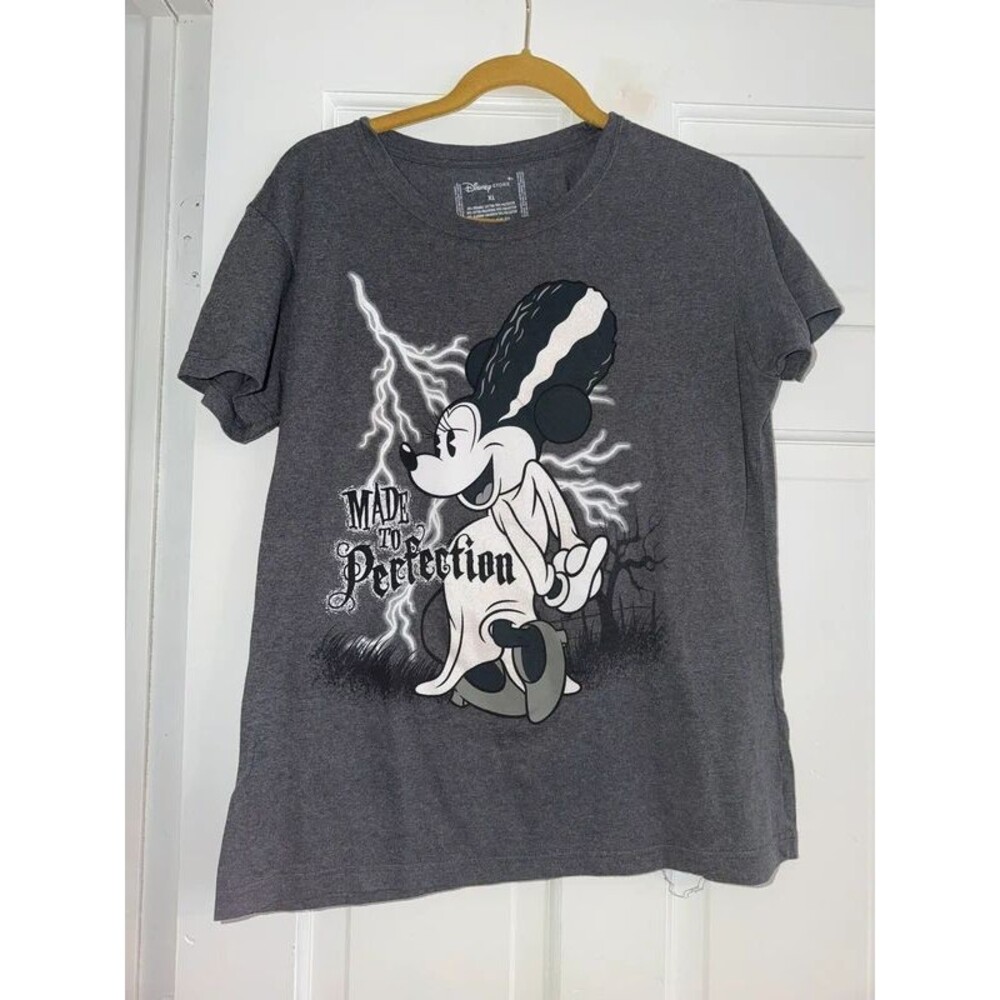 women’s dark grey disney minnie graphic tee